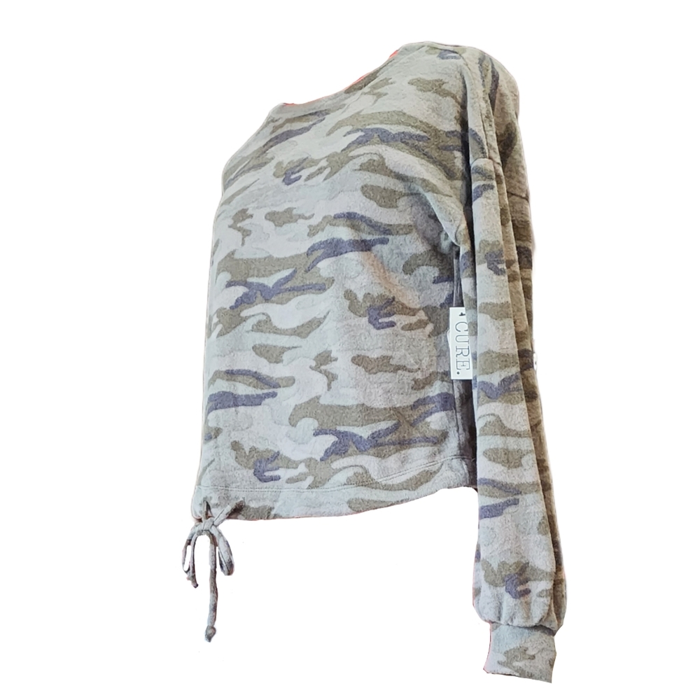 CURE Fleece Camouflage Long-Sleeve Sweater Pullover Top Size M NWT